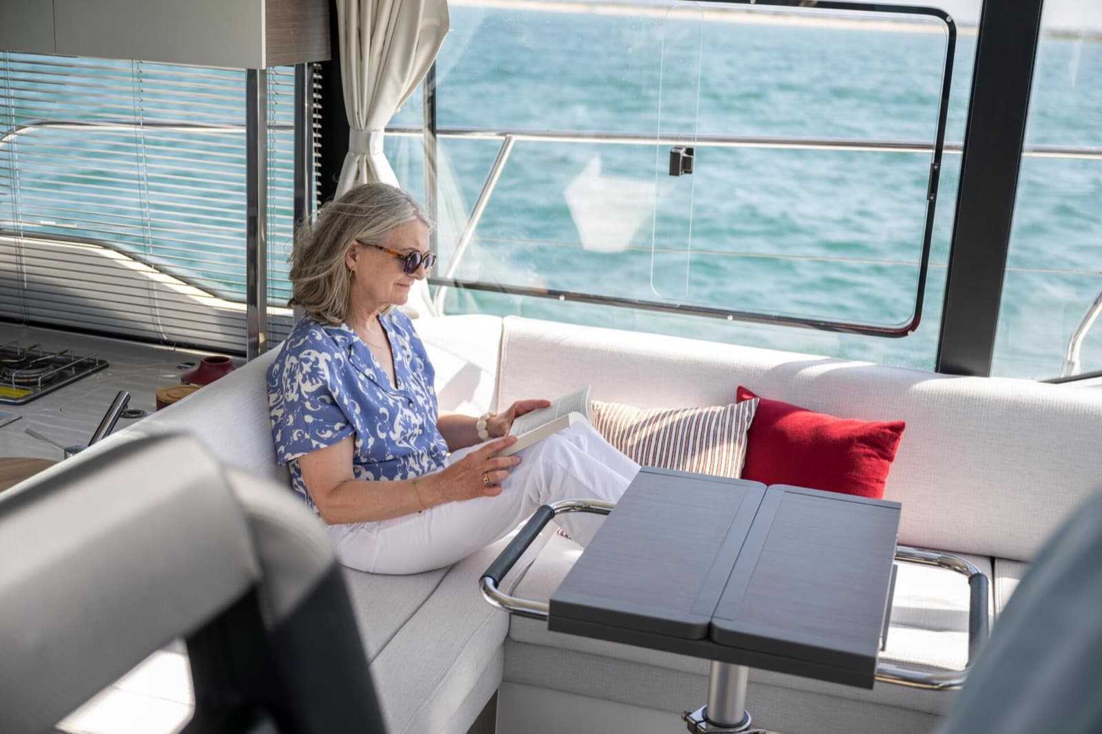 Deck saloon, Merry Fisher 1295 Fly