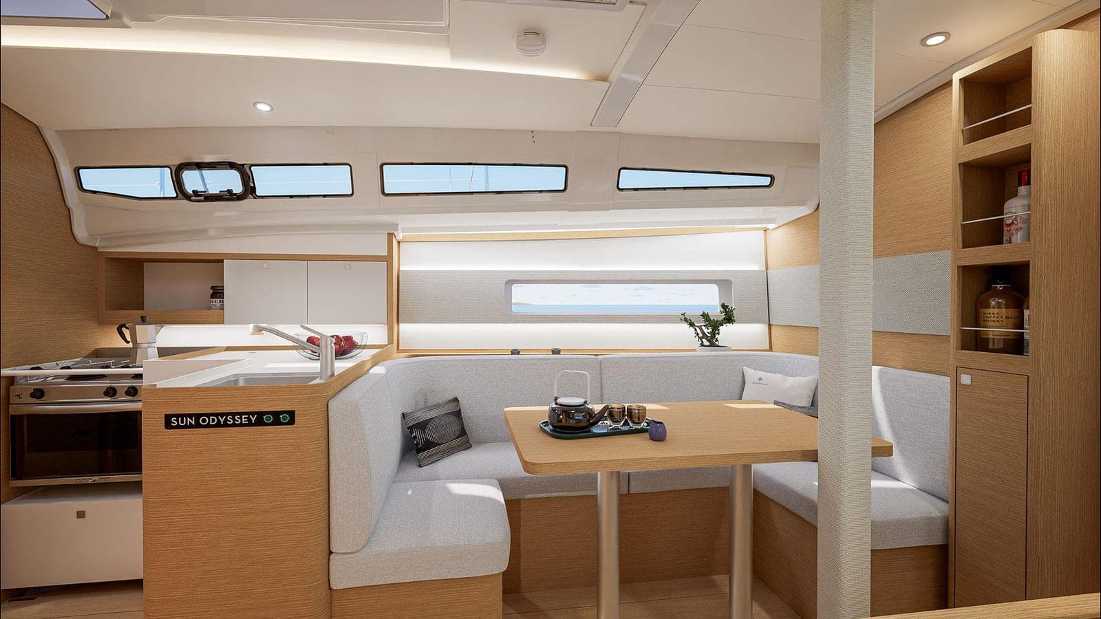 Saloon, Sun Odyssey 385