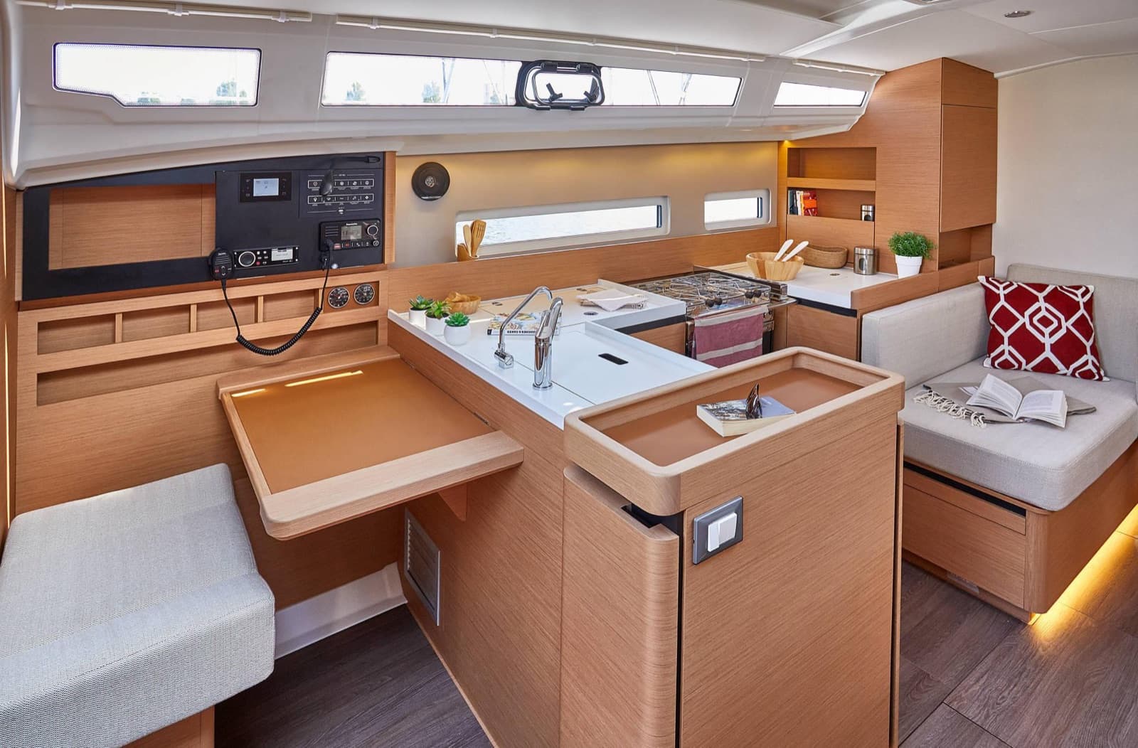 Galley, Sun Odyssey 410