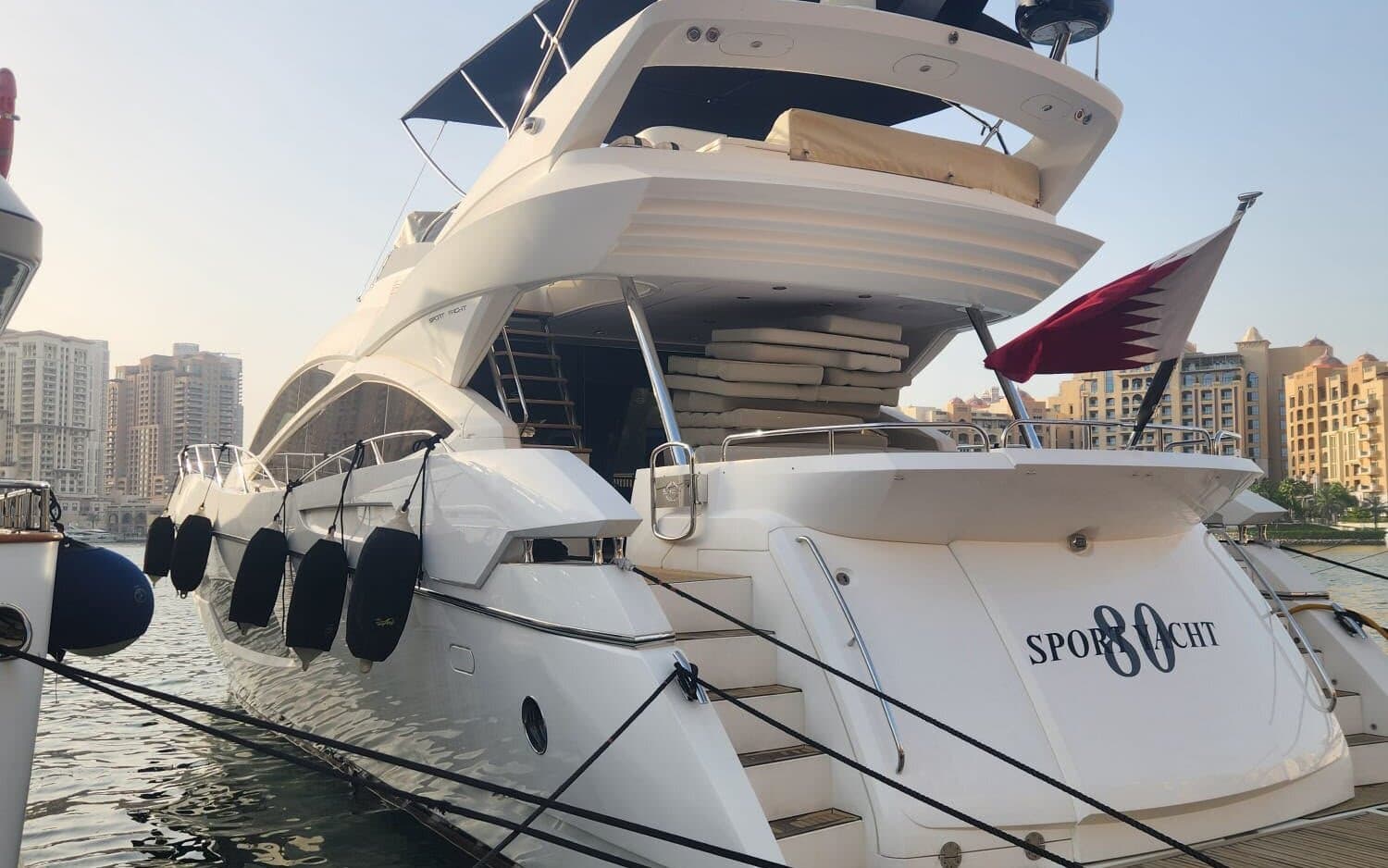 Sunseeker 80 Sport Yacht